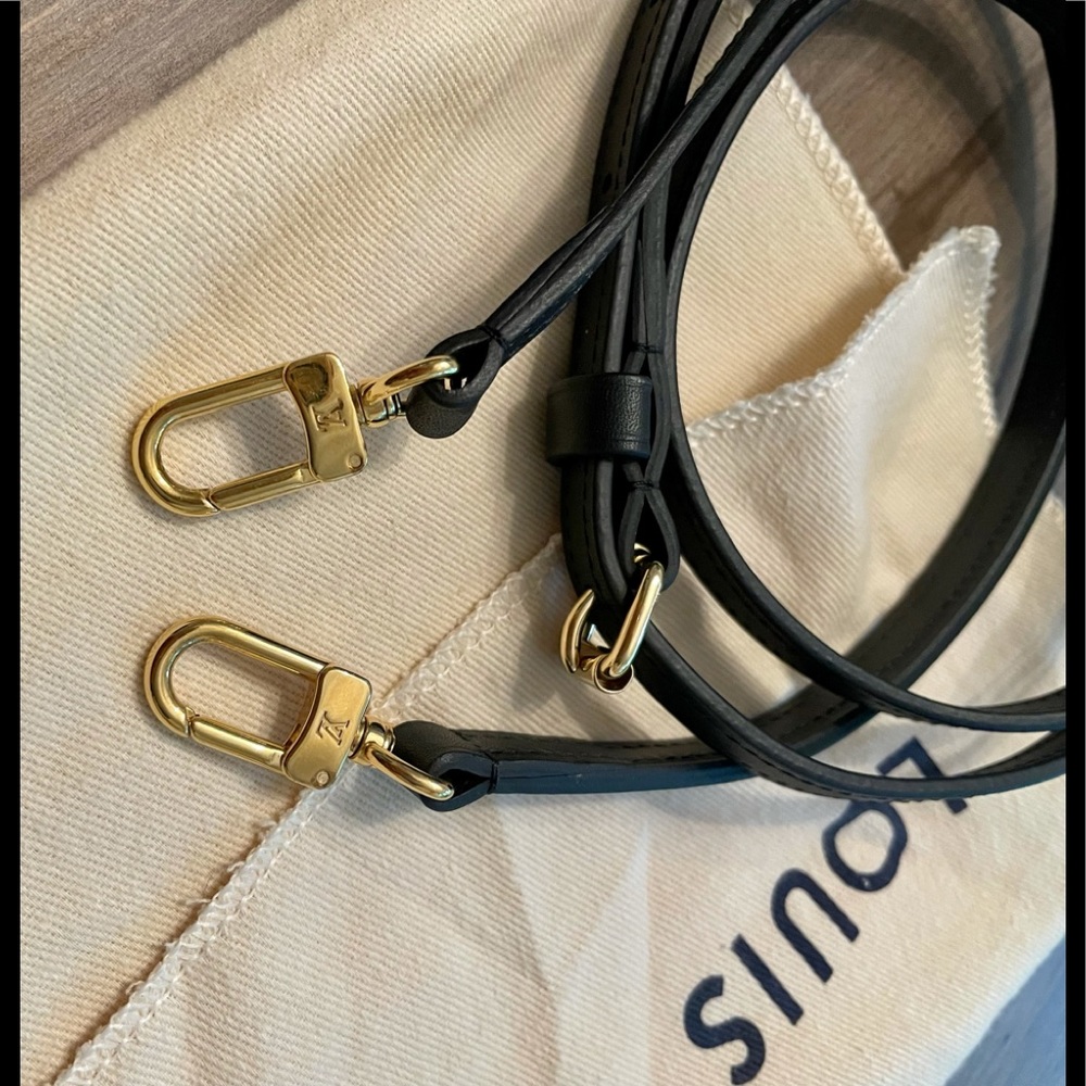 SOLD‼️Auth Louis Vuitton double zip pochette - Picture 10 of 16